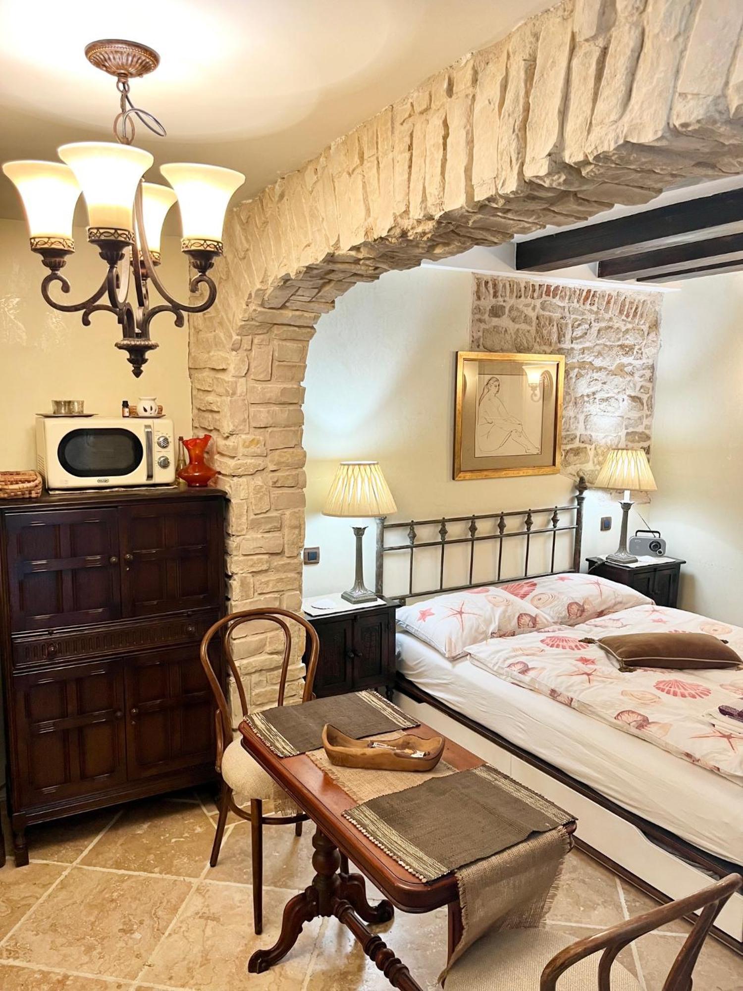 Apartment Venus Of The Palace - New Renovated Split Exteriör bild